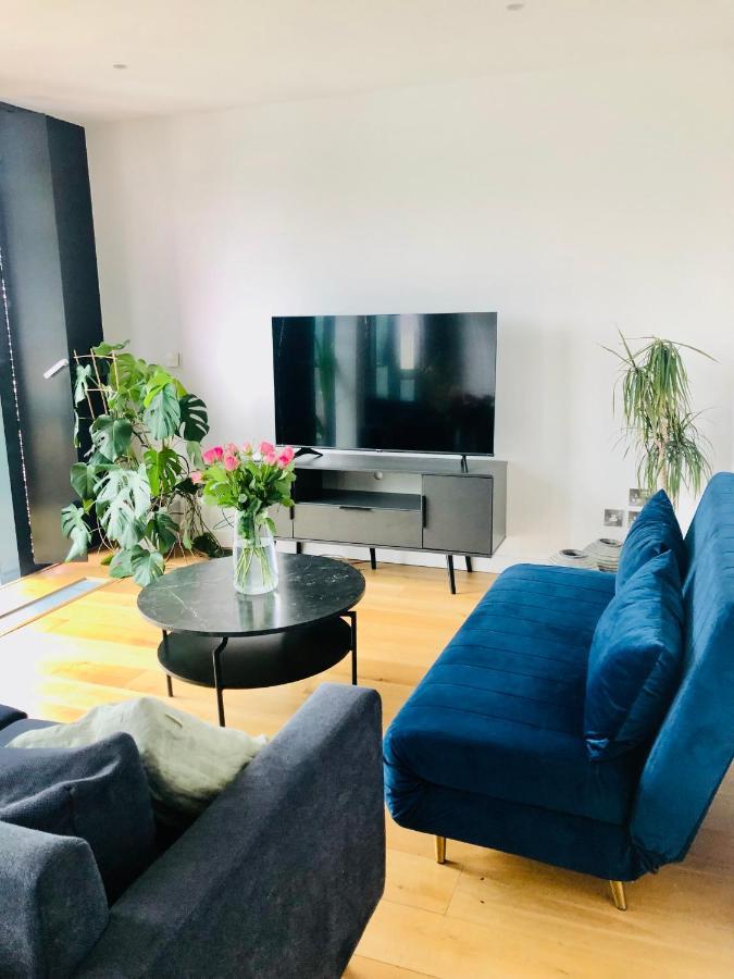 Luxury 2 Bedroom Apartment 20 Min From Central Londres Extérieur photo