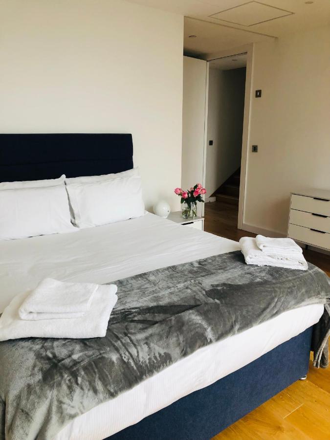 Luxury 2 Bedroom Apartment 20 Min From Central Londres Extérieur photo